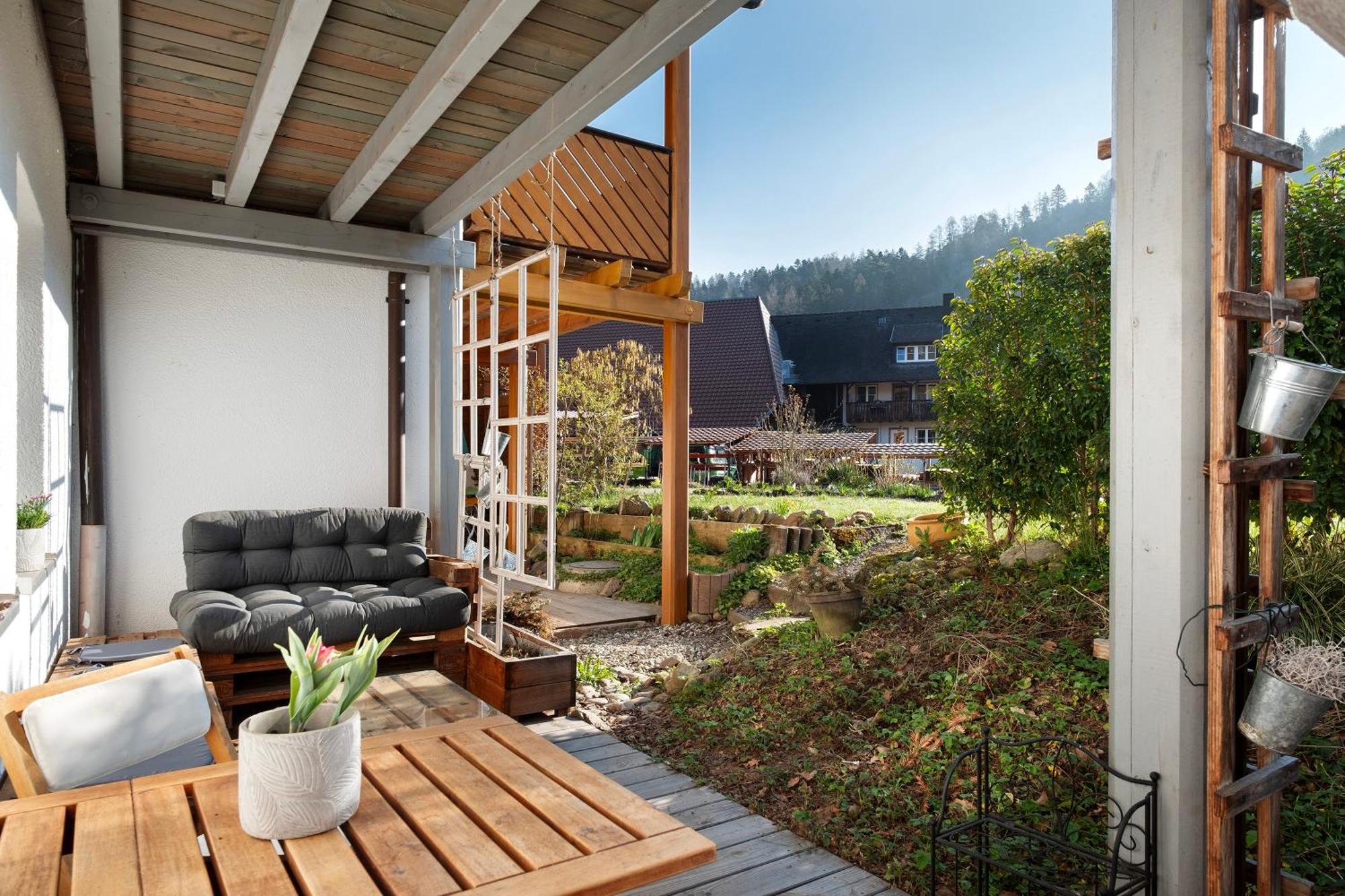 Buchenbach  Ruhige Schwarzwald Ferienwohnung מראה חיצוני תמונה